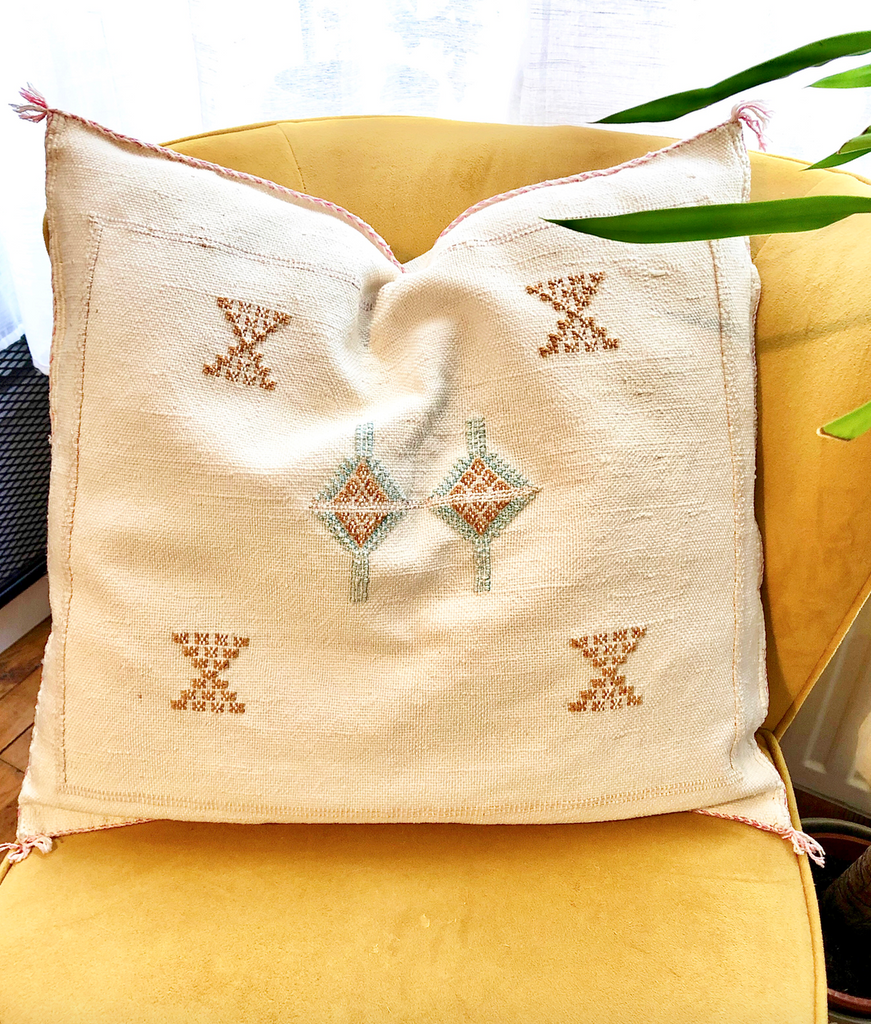 Handmade Cactus Silk cushion-cover 50x50 WHITE
